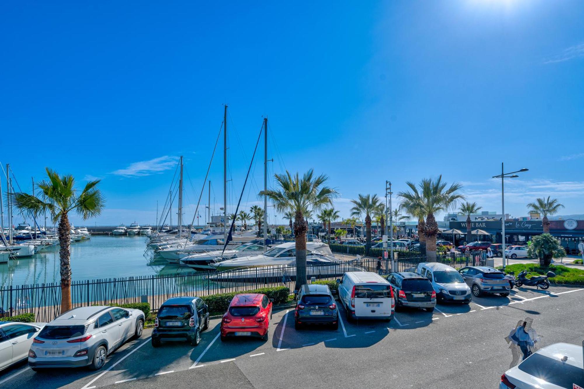 Magnifique 2 Pieces Vue Mer - Parking Proche Plage Saint-Laurent-du-Var Eksteriør billede