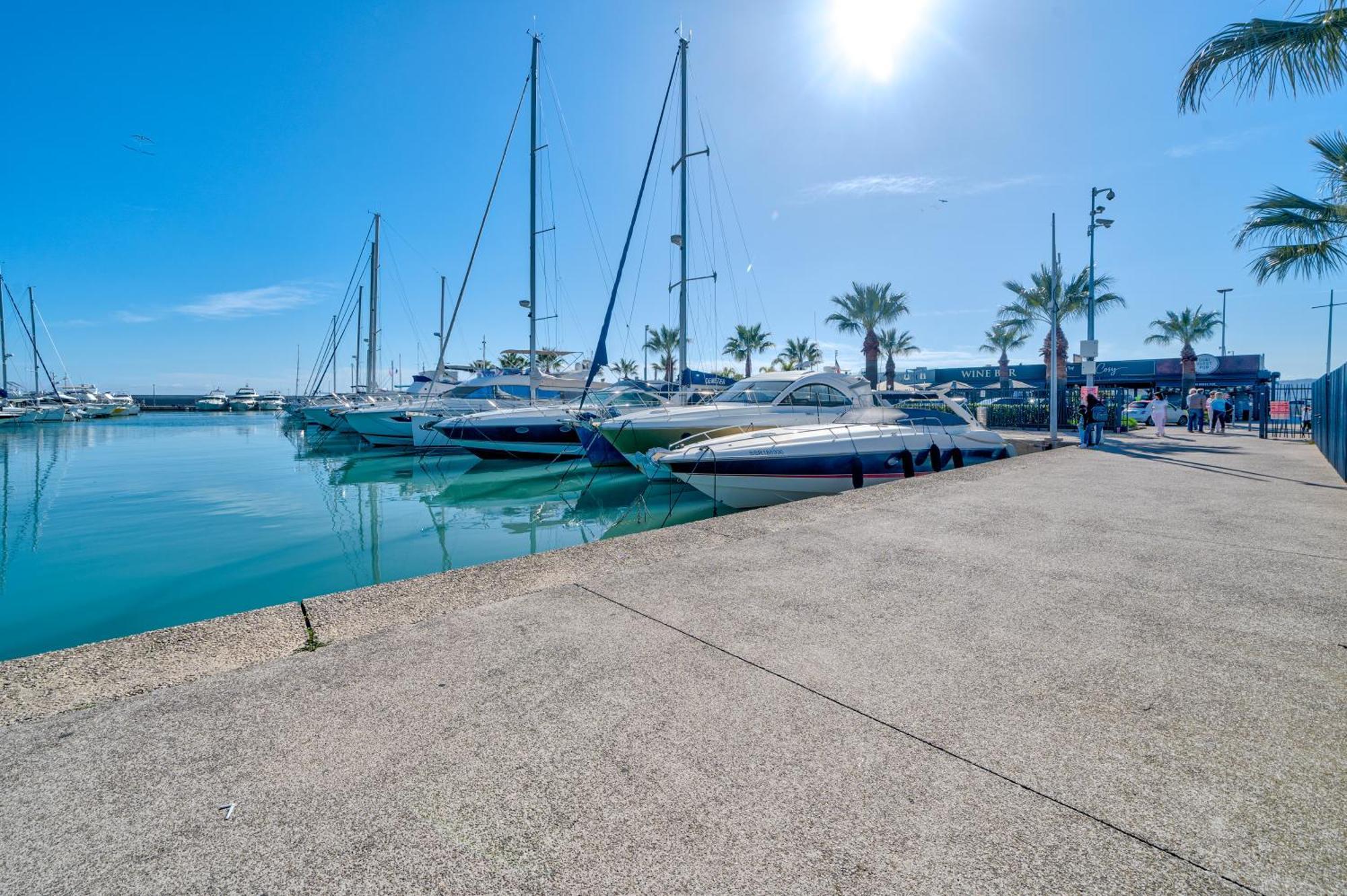 Magnifique 2 Pieces Vue Mer - Parking Proche Plage Saint-Laurent-du-Var Eksteriør billede